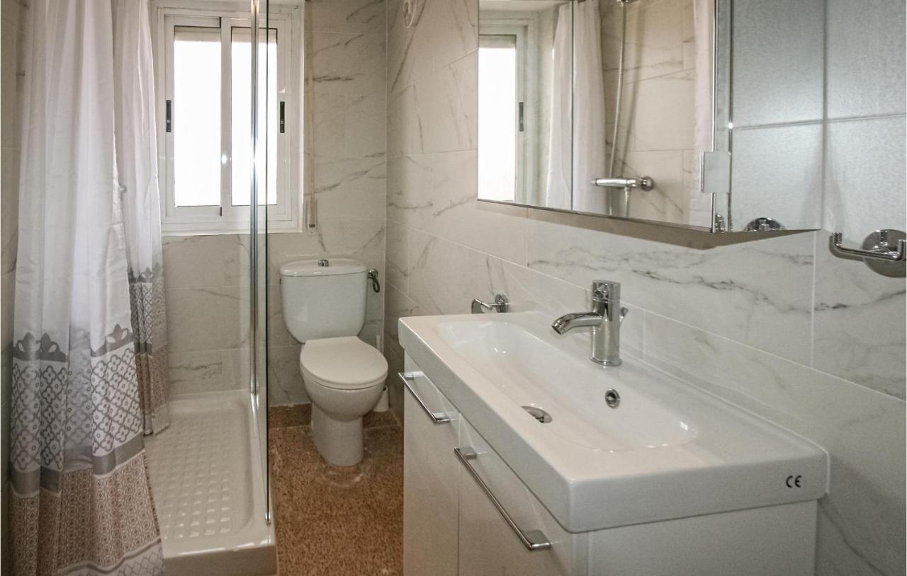 Nice Apartment In Santa Pola With Wifi Luaran gambar